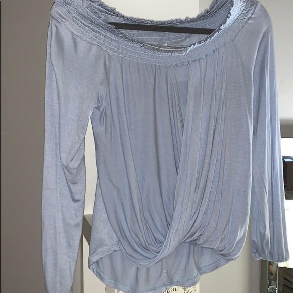 Off The Shoulder Blouse - Picture 5 of 7